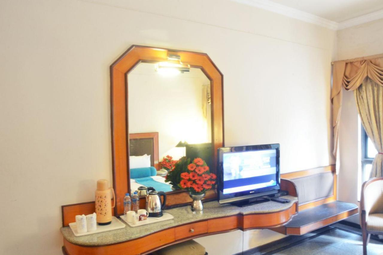Ashraya International Hotel Bangalore Eksteriør bilde