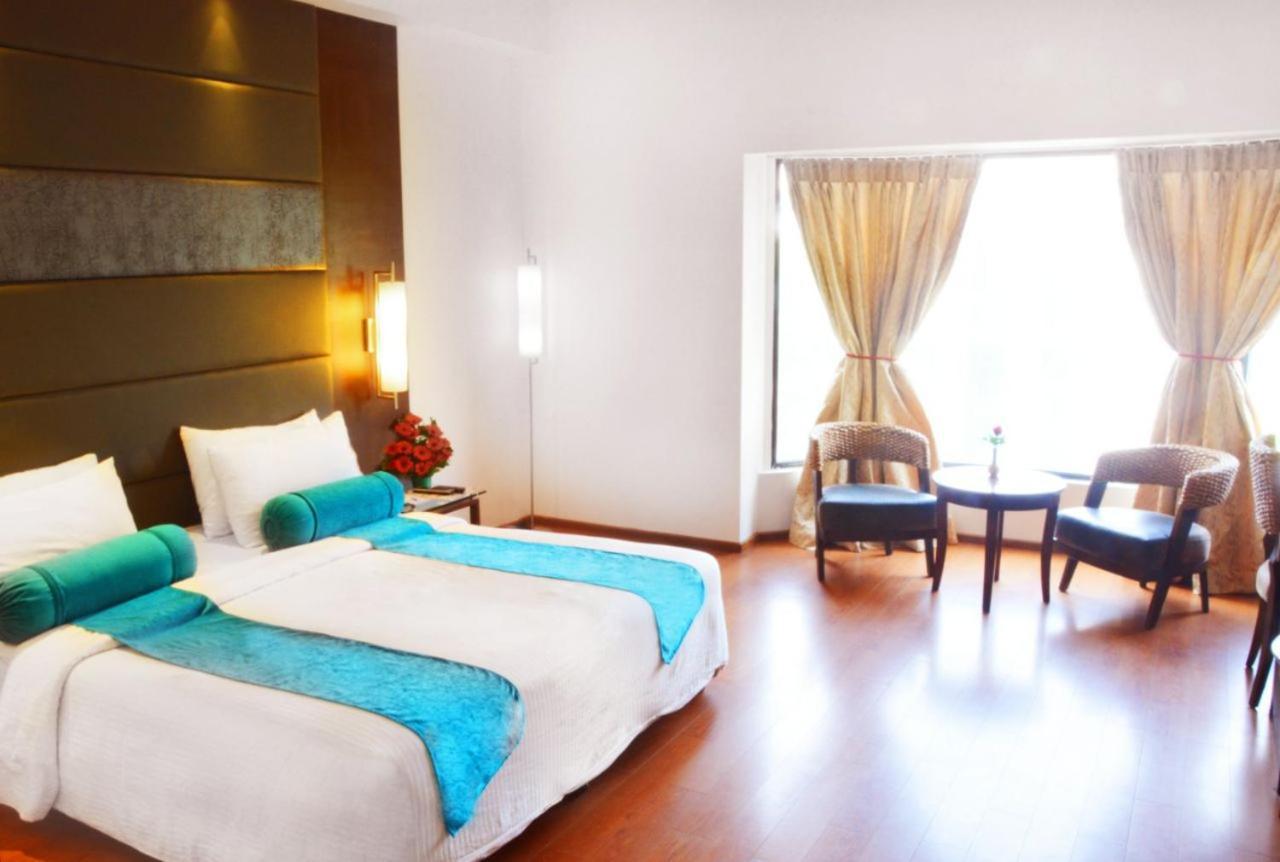 Ashraya International Hotel Bangalore Eksteriør bilde