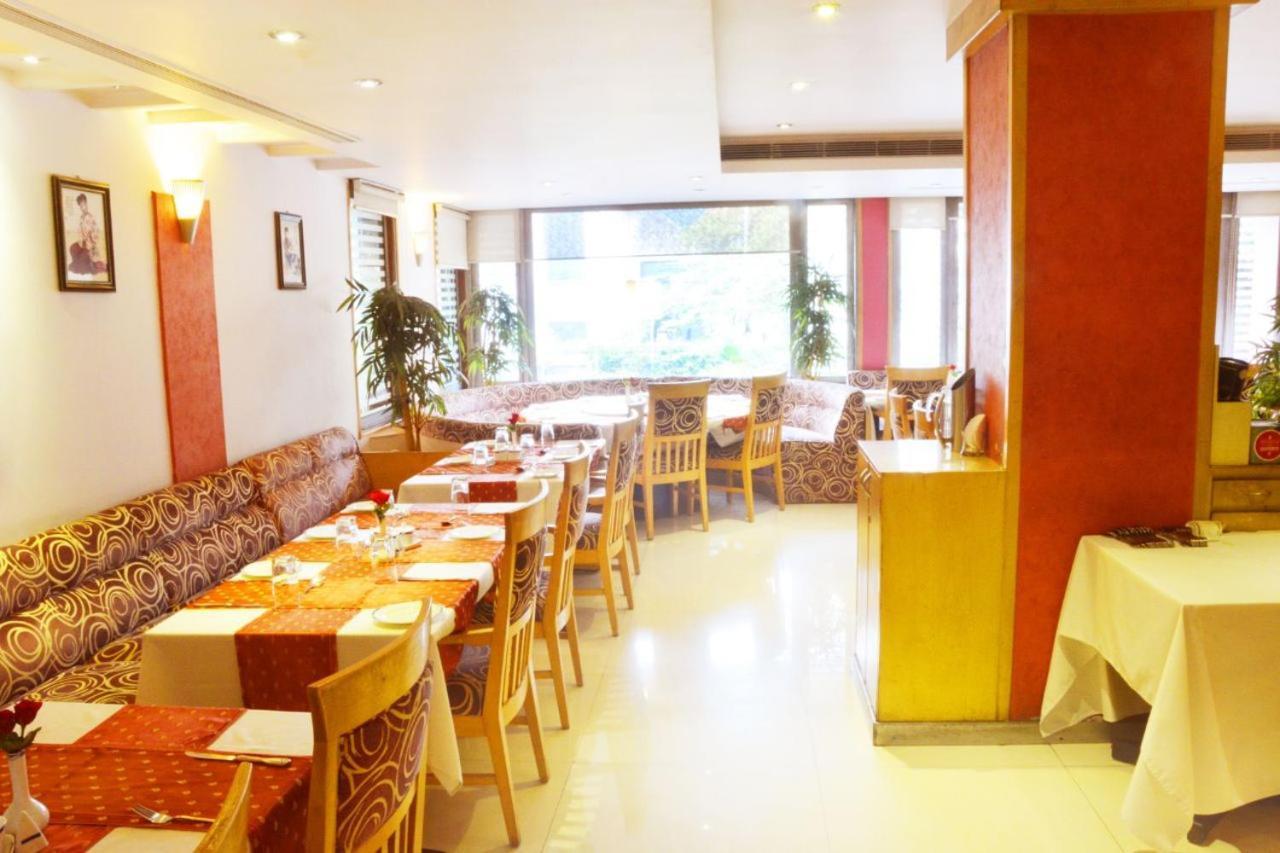 Ashraya International Hotel Bangalore Eksteriør bilde