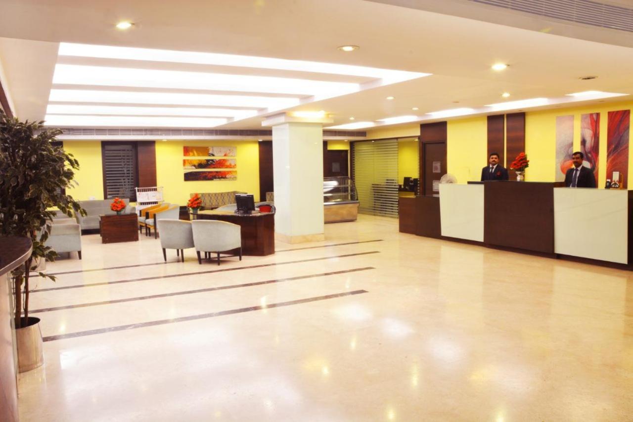 Ashraya International Hotel Bangalore Eksteriør bilde