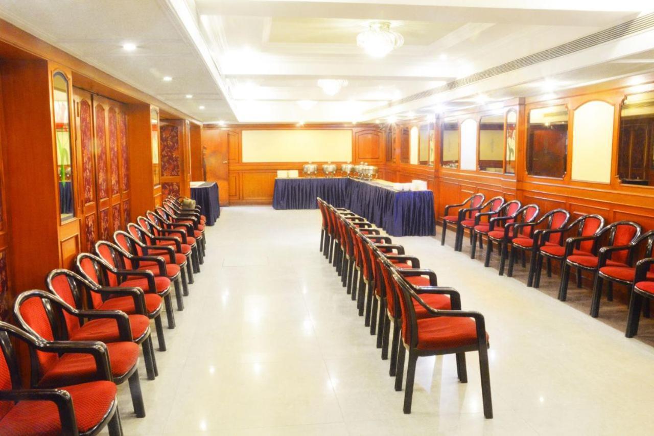 Ashraya International Hotel Bangalore Eksteriør bilde
