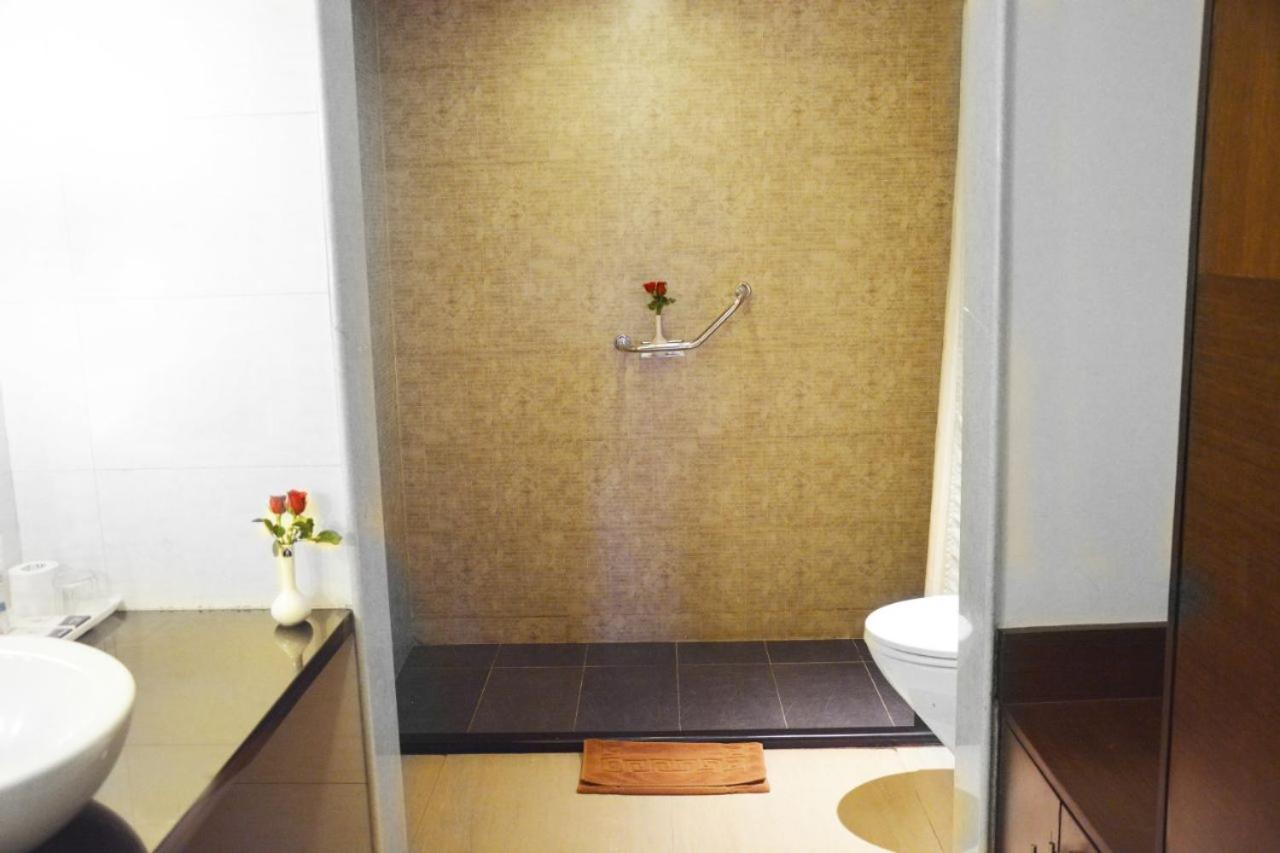 Ashraya International Hotel Bangalore Eksteriør bilde